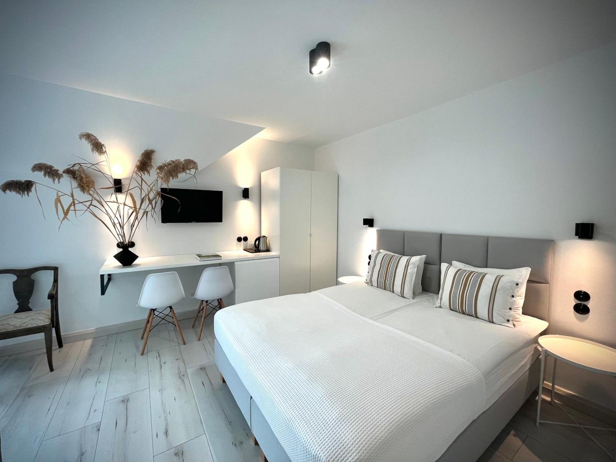 Pod Roza Bed & Breakfast Leba Exterior photo